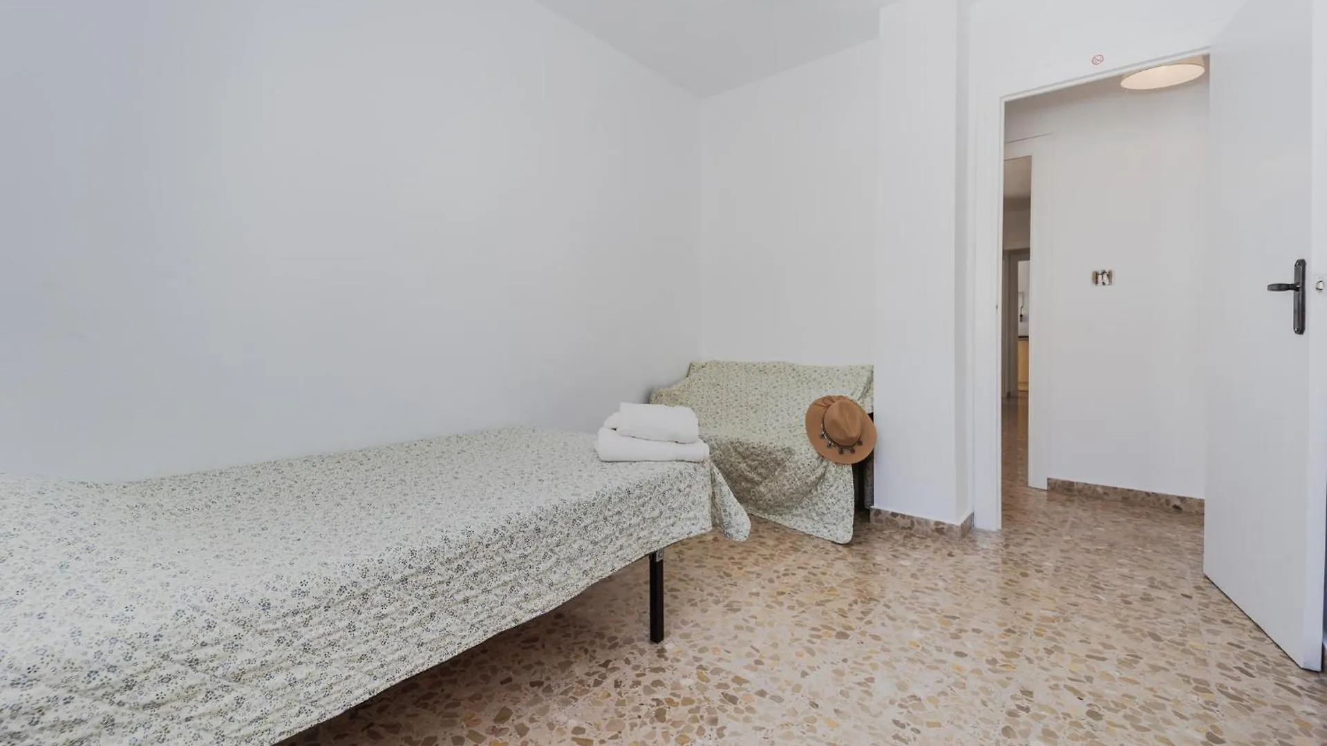 Piso Jardin Centro Apartment Salobrena Spain